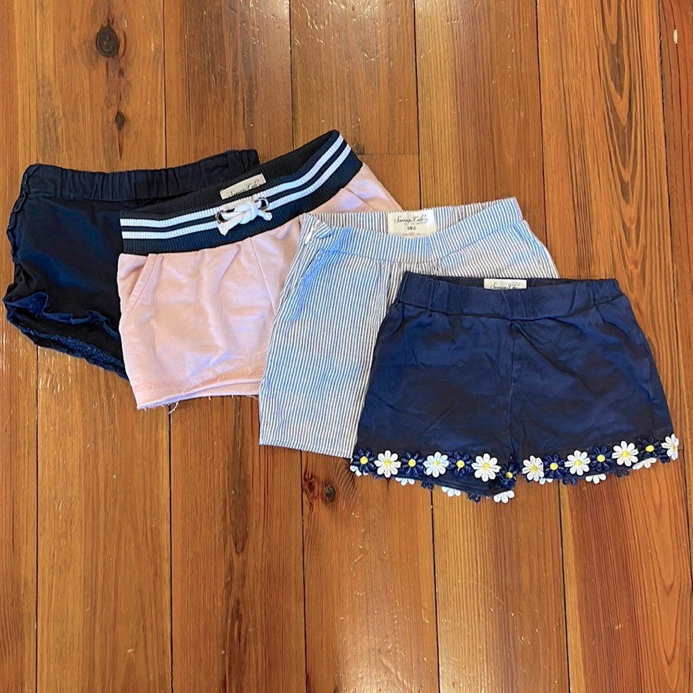 Bundle of Sovereign Code Girls Shorts Sz. 3